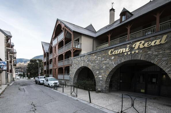 Appartements Avec Piscine Interieure Sauna Parking Etage 1 Au Centre Du Village Dans Residence Cami Real Saint-Lary-Soulan Luaran gambar