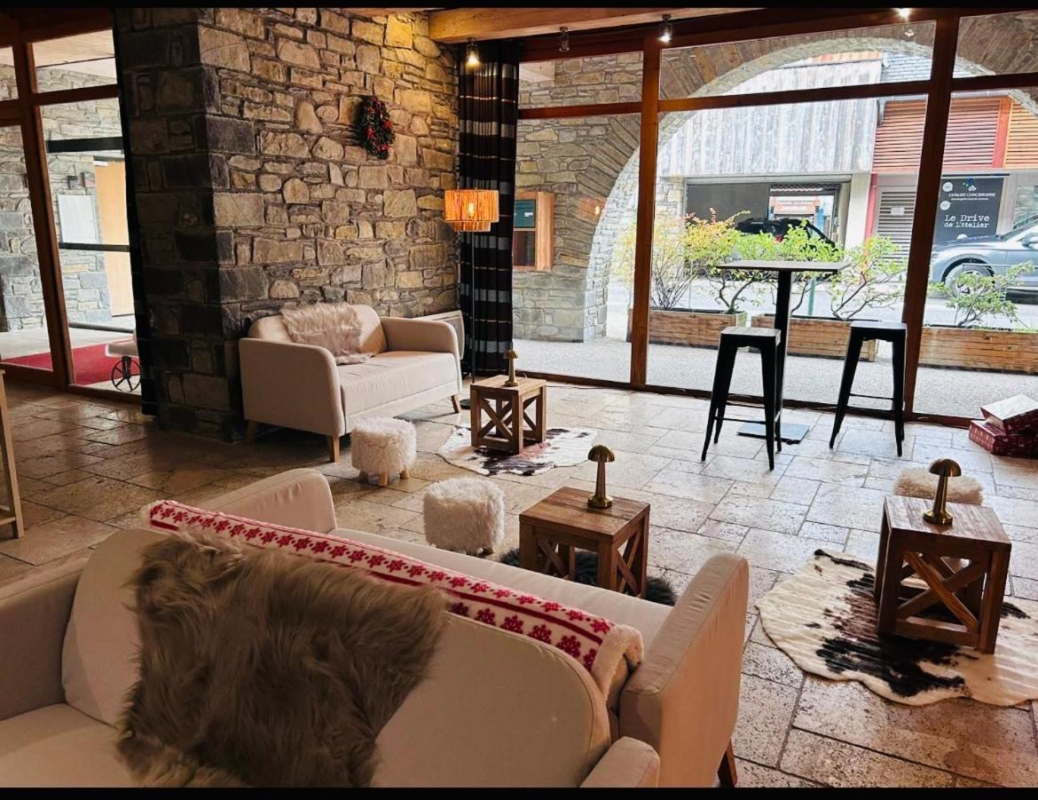 Appartements Avec Piscine Interieure Sauna Parking Etage 1 Au Centre Du Village Dans Residence Cami Real Saint-Lary-Soulan Luaran gambar